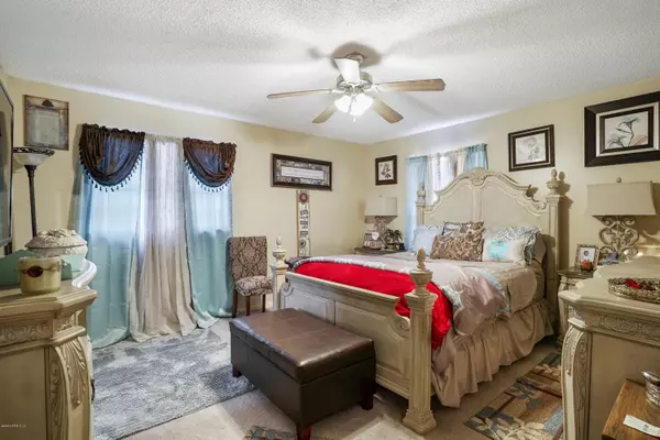 Jacksonville, FL 32244,8368 LOCKE CT