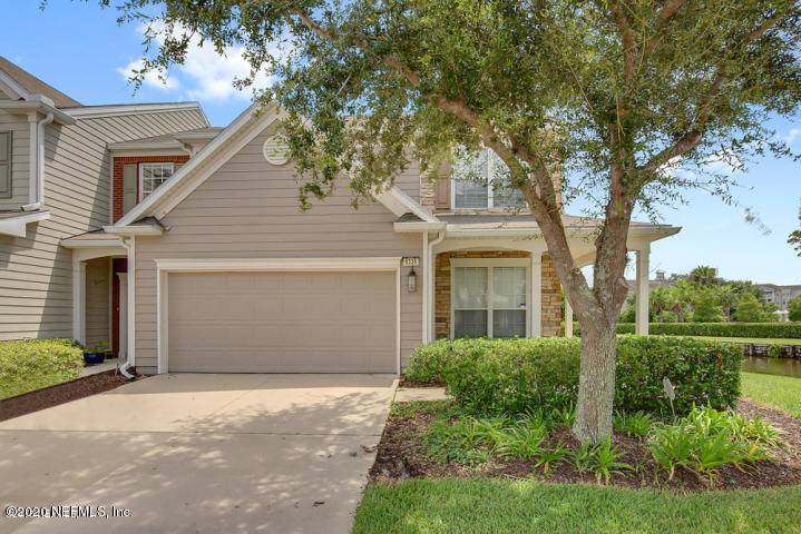 8336 COPPERWOOD LN, Jacksonville, FL 32216