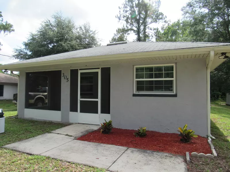 305 LAWRENCE ST, Seville, FL 32190