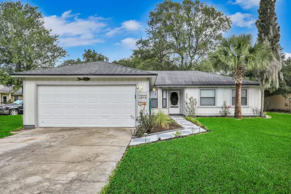 Jacksonville, FL 32233,2044 CHELWOOD CT