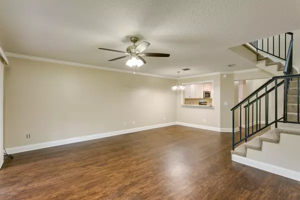 Jacksonville, FL 32256,7623 W BAYMEADOWS CIR #2053