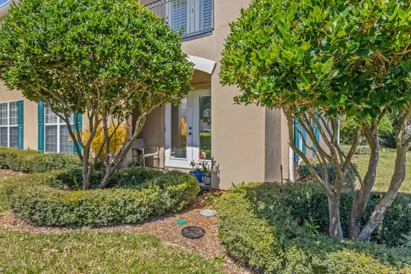 Jacksonville Beach, FL 32250,213 JARDIN DE MER PL #213