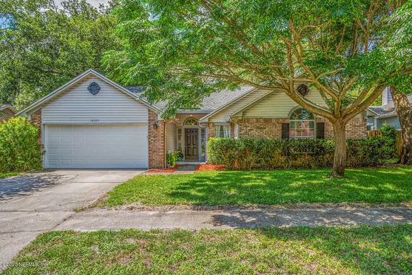 12377 CLEAR LAGOON TRL, Jacksonville, FL 32246