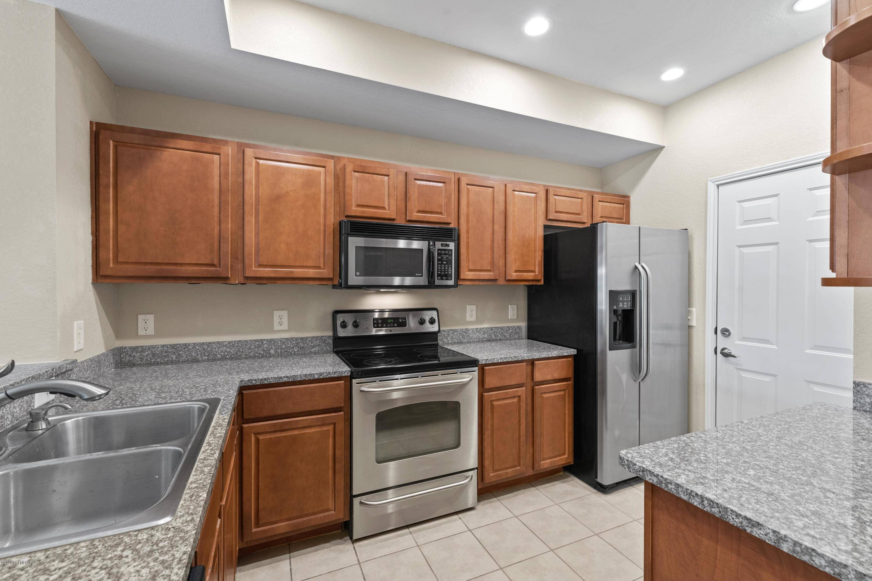 Jacksonville, FL 32256,10200 BELLE RIVE BLVD #4007