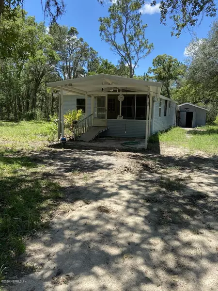 807 MINNESOTA AVE, Satsuma, FL 32189