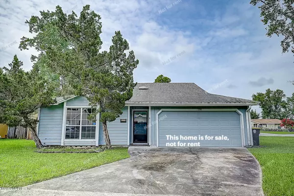 8250 KNOTTS LANDING DR N, Jacksonville, FL 32244