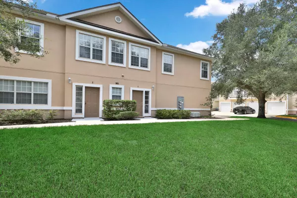 1735 FOREST LAKE CIR W #3, Jacksonville, FL 32225