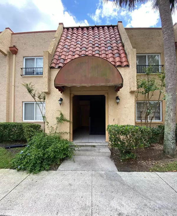 3914 TOREADOR CT #7, Jacksonville, FL 32217