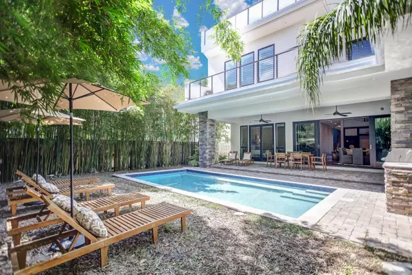 Atlantic Beach, FL 32233,1837 OCEAN GROVE DR