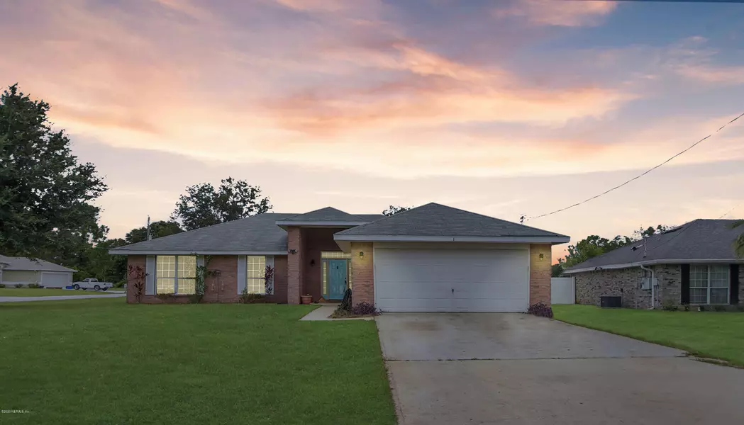 1 LYNDENHURST LN, Palm Coast, FL 32137