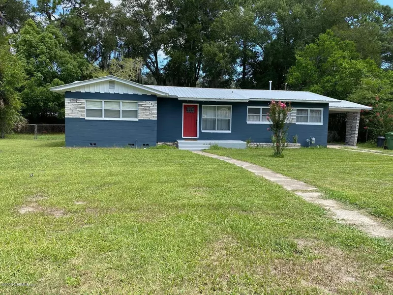 2212 LAUREL ST, Palatka, FL 32177