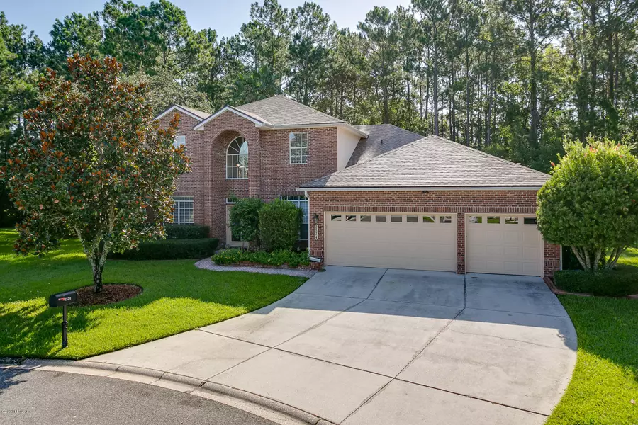 2574 WHISPERING PINES DR, Fleming Island, FL 32003