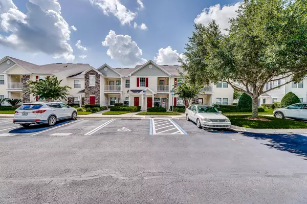 575 OAKLEAF PLANTATION Pkwy #915, Orange Park, FL 32065