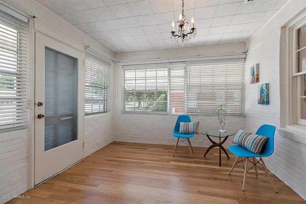 Jacksonville, FL 32207,1460 PEACHTREE