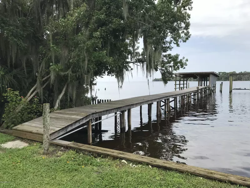 1525 CO RD 309, Georgetown, FL 32139