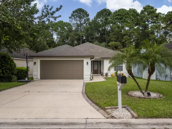 956 N LILAC LOOP, St Johns, FL 32259