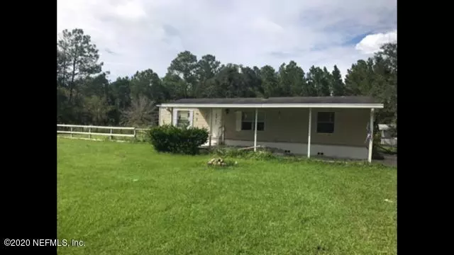 824 COUNTRY LN, Green Cove Springs, FL 32043