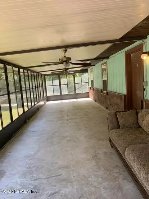 Interlachen, FL 32148,115 APPALOOSA DR