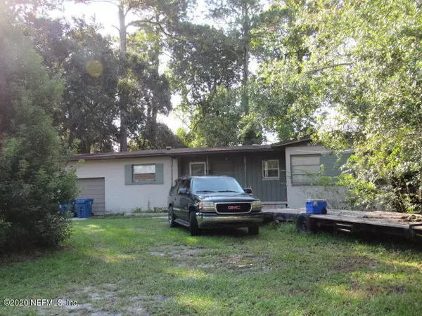 2460 GAYLAND RD, Jacksonville, FL 32218