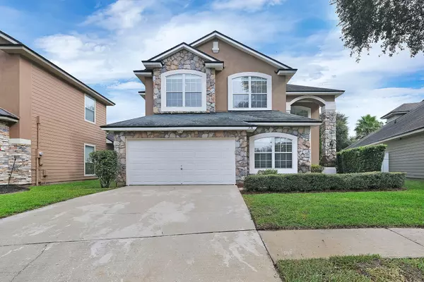 939 THOROUGHBRED DR, Orange Park, FL 32065