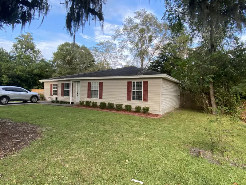 9915 JEFFERSON AVE S, Glen St. Mary, FL 32040