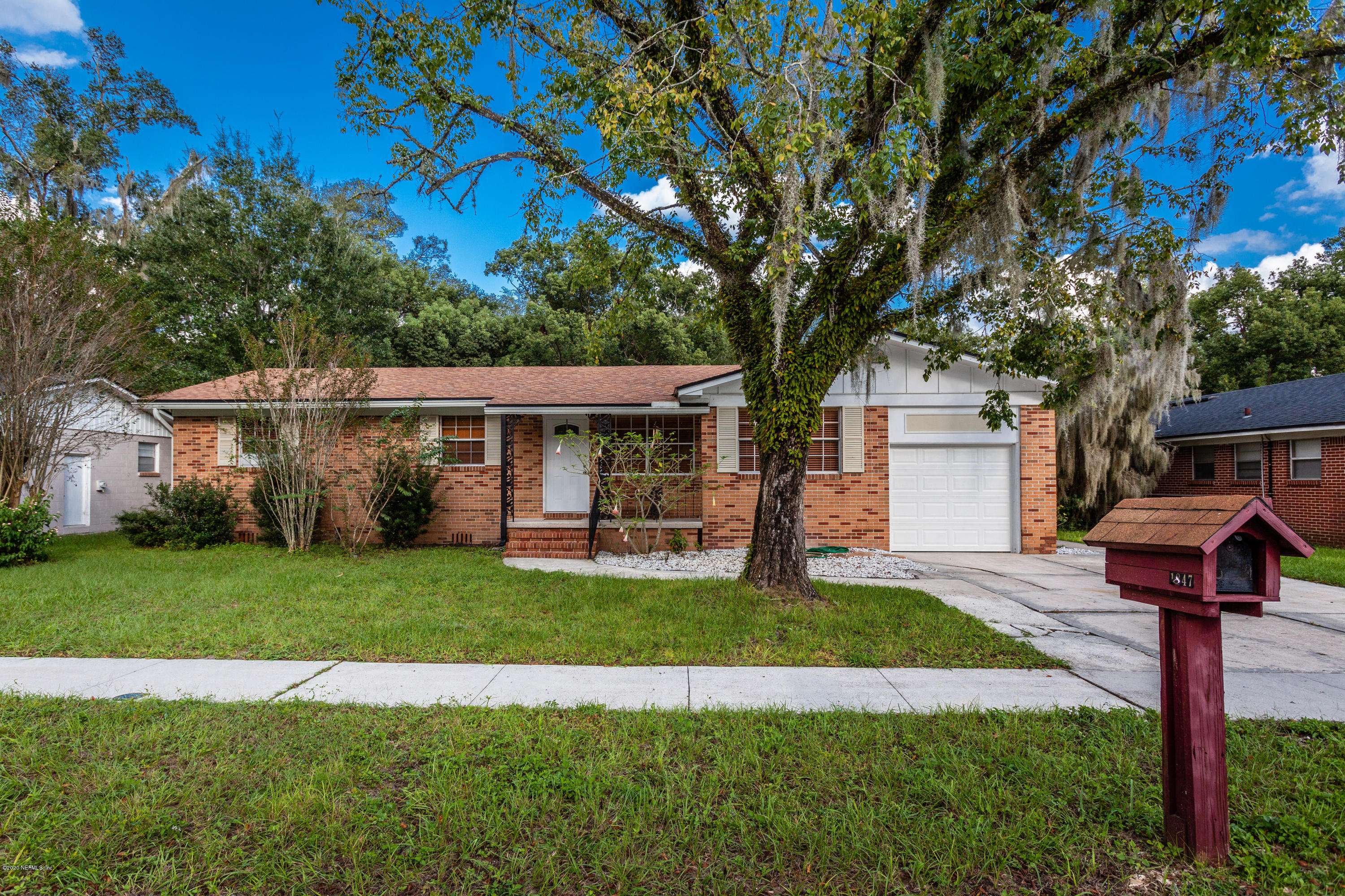 Orange Park, FL 32073,1847 GROVE PARK DR