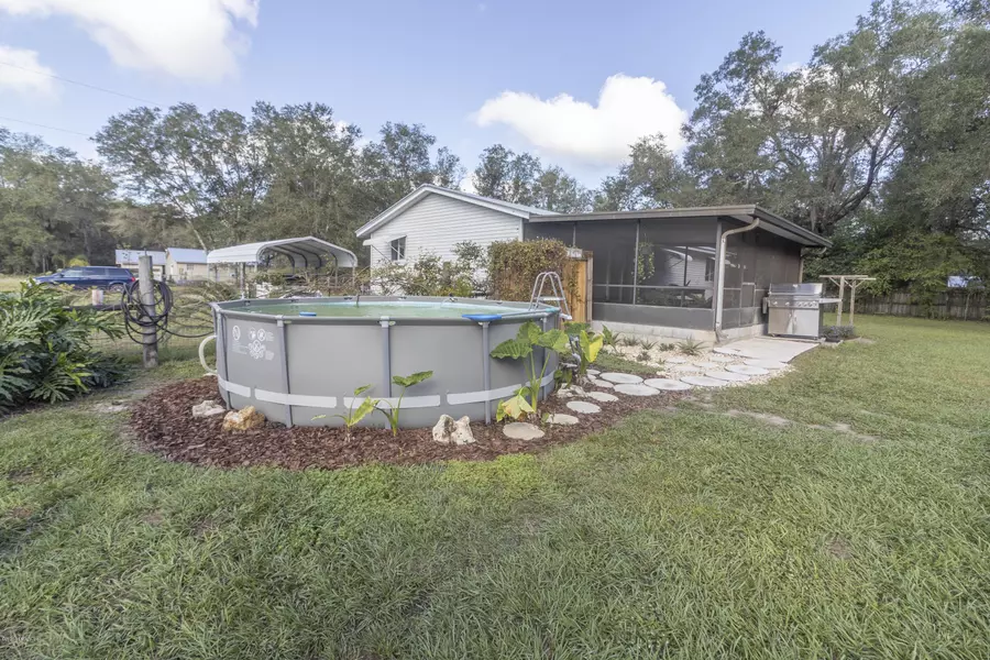 114 LEE AVE, Interlachen, FL 32148