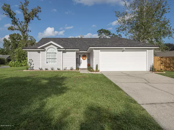 8643 BANDERA CIR S, Jacksonville, FL 32244