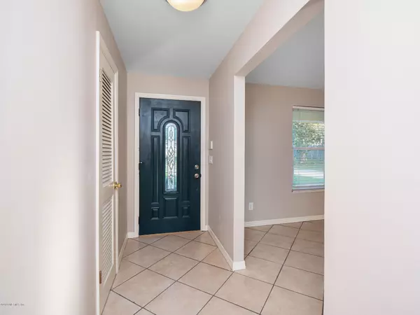 Jacksonville, FL 32217,5056 LEICESTER PL