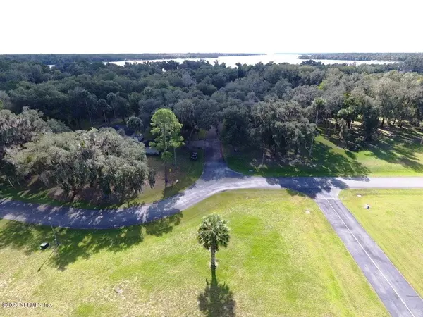 000 INDIAN MOUND DR, Crescent City, FL 32112