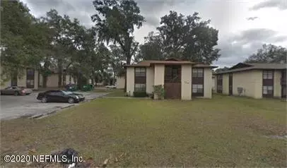 Orange Park, FL 32073,463 BENTWOOD LN