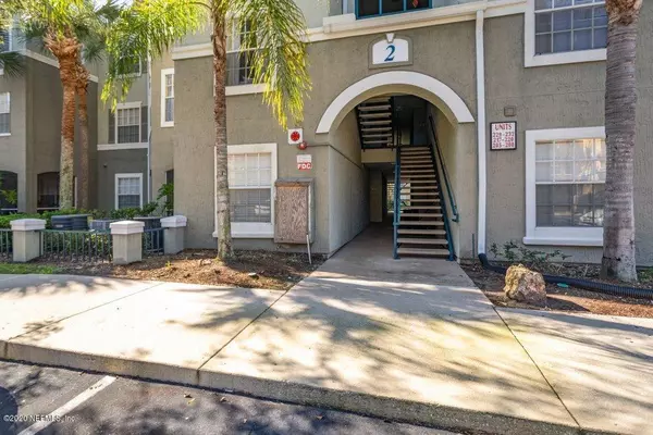 Jacksonville, FL 32224,3591 KERNAN BLVD S #206