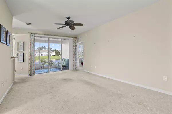 Jacksonville, FL 32256,11683 SURFBIRD CIR #2B