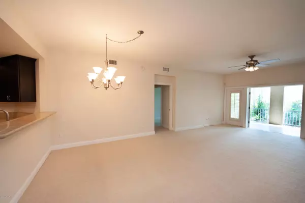 Ponte Vedra Beach, FL 32082,300 BERMUDA BAY CIR #305