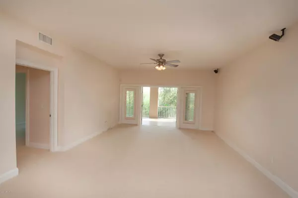 Ponte Vedra Beach, FL 32082,300 BERMUDA BAY CIR #305