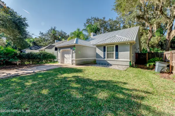 2573 HYDRANGEA ST, St Augustine, FL 32080