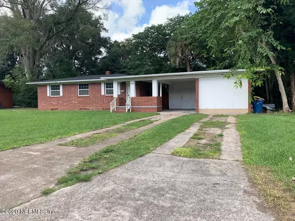 1826 SHELTON RD, Jacksonville, FL 32211