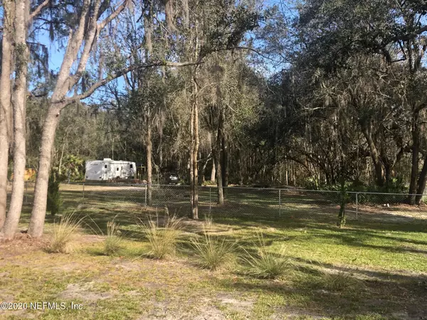 East Palatka, FL 32131,212 COUNTY RD 207A