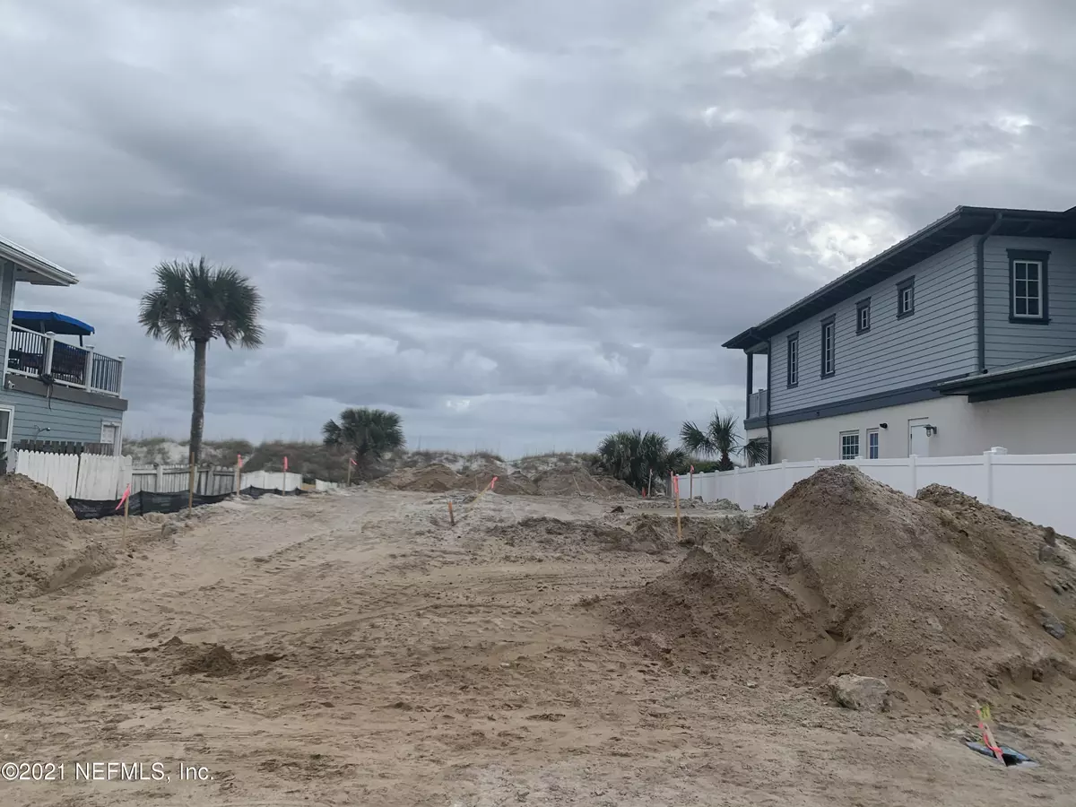 Neptune Beach, FL 32266,1717 STRAND ST