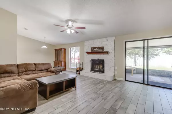 Jacksonville, FL 32225,3112 HAMPSTEAD DR