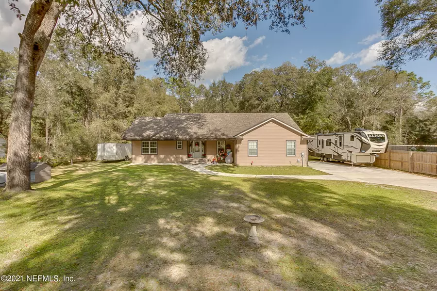 888 BRANSCOMB RD, Green Cove Springs, FL 32043