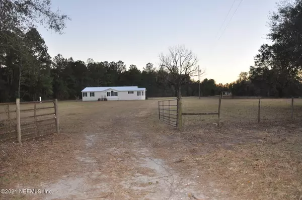 Brooker, FL 32622,15593 COUNTY ROAD 235