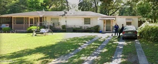 8267 FREE AVE, Jacksonville, FL 32211