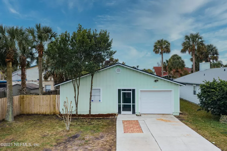 422 6TH AVE S, Jacksonville Beach, FL 32250