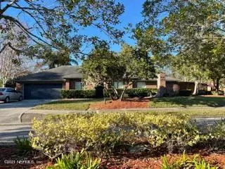 4245 WEATHERWOOD ESTATES DR, Jacksonville, FL 32223