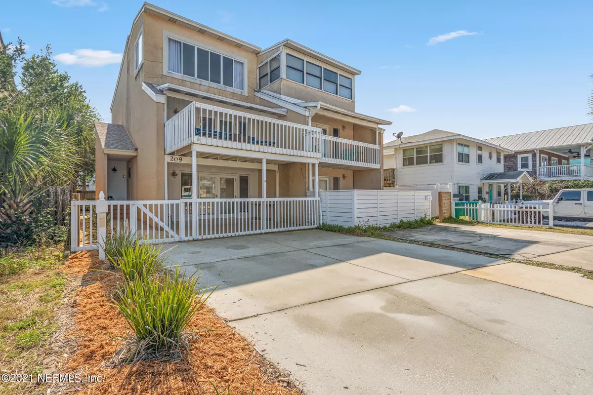 Neptune Beach, FL 32266,209 MYRA ST