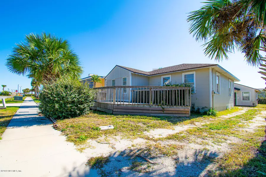 130 15TH AVE N, Jacksonville Beach, FL 32250