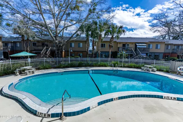 1800 PARK AVE #228, Orange Park, FL 32073