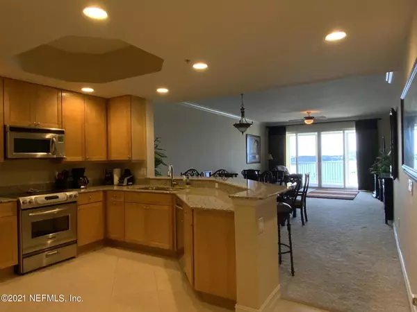 Merritt Island, FL 32953,500 SAIL LN #603