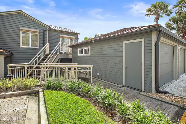 Ponte Vedra Beach, FL 32082,138 SEA HAMMOCK WAY